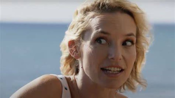 49 Hottest Perdita Weeks Bikini Pictures Are Really Amazing The Viraler