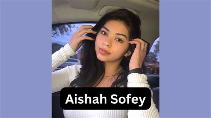 Aishah Sofey y Model Wikipedia