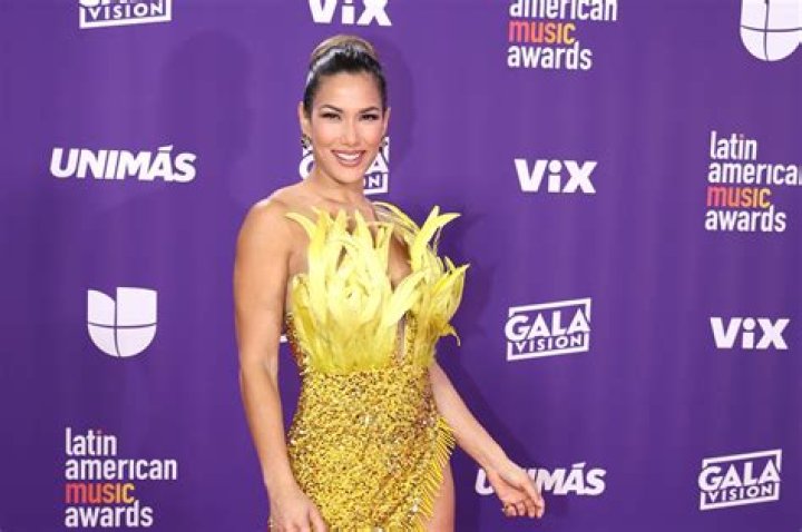 ALEJANDRA QUIROZ dice que a ella le gusta dar y que le den DaftSex HD