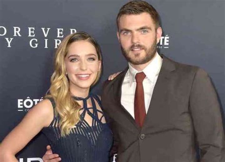 Alex Roe Affair, Height, Net Worth, Age, Career, and More
