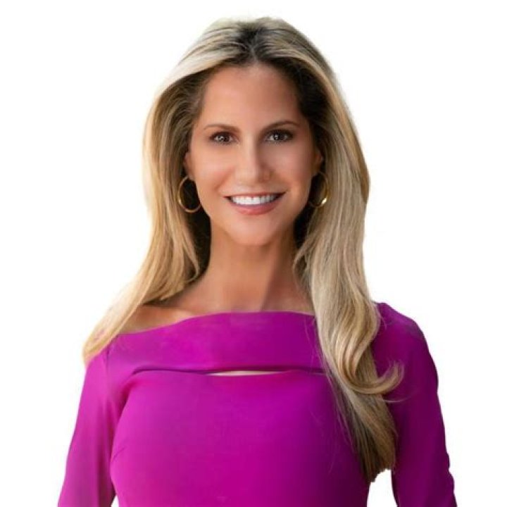 Andy Adler Bio, Age, CBS11 News, Net Worth, Salary, Husband