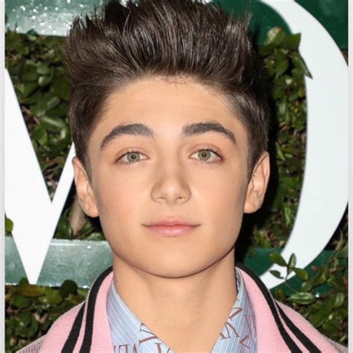 Asher Angel (Actor) Biography, Wiki, Age, Net Worth, Career & Latest