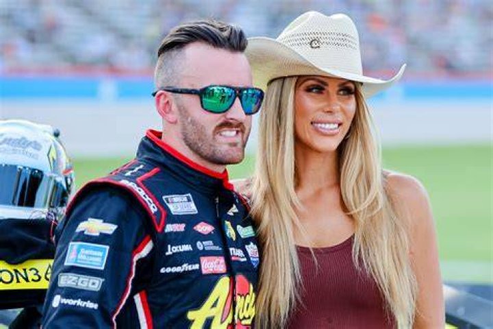 Austin Dillon Net Worth 2022, Age, Wife, Child, Height, Family, NASCAR