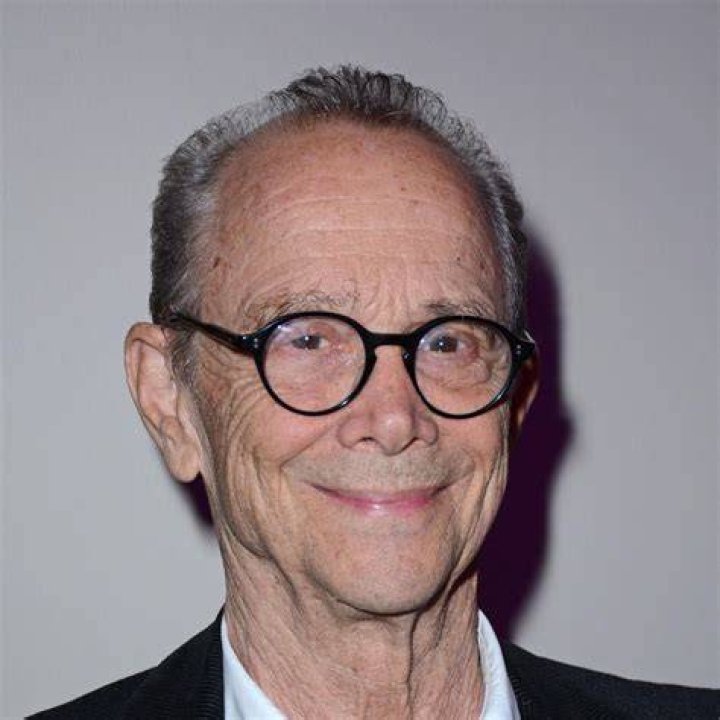 Awardwinning actor Joel Gray reveals he's gay at age 82 CTV News
