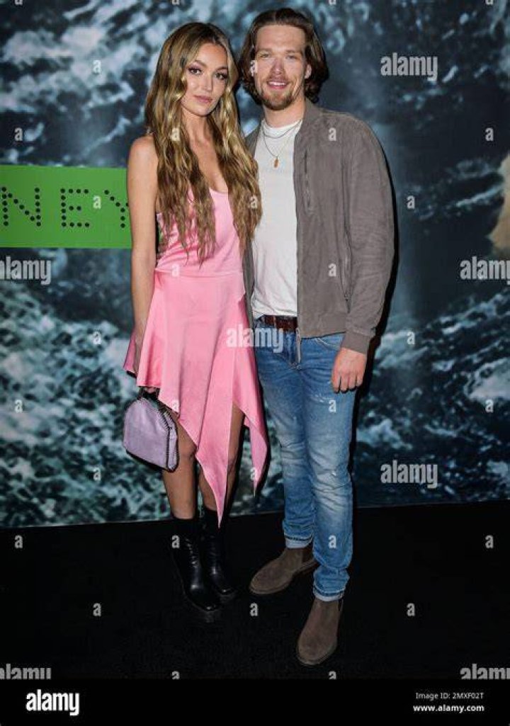 Barton Cowperthwaite Girlfriend Oren Actor Is Currently Dating His GF