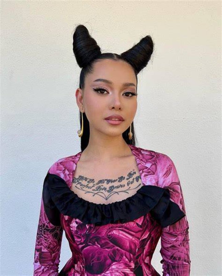 Bella Poarch / bllapoarch Nude, OnlyFans Leaks, The Fappening Photo