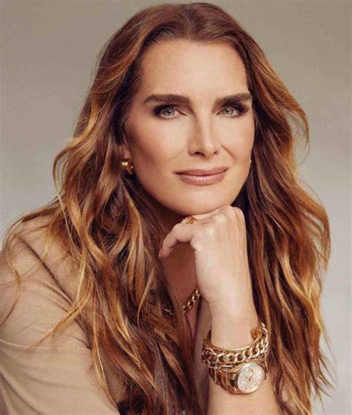Brooke Shields' mother, Teri Shields, dies at 79 CBS News