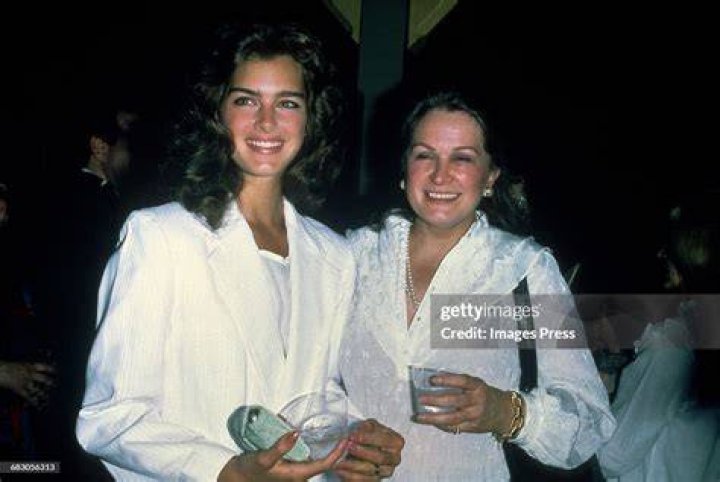 Brooke Shields&rsquo; Mom Teri Shields Hollywood Life