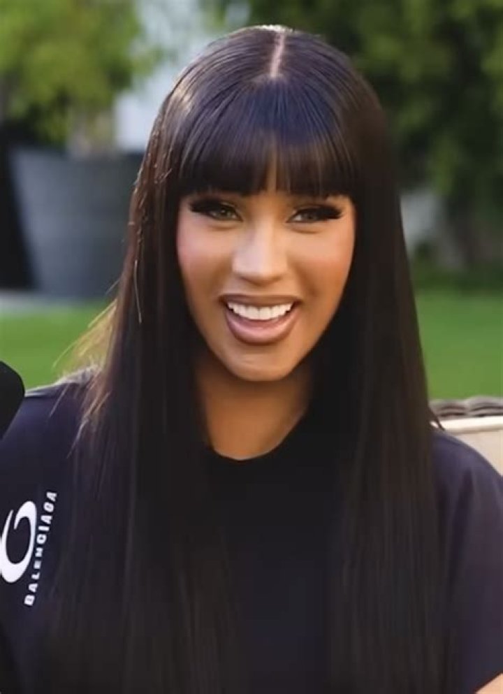 Cardi B estalla en Twitter tras una polémica por el protagonismo de