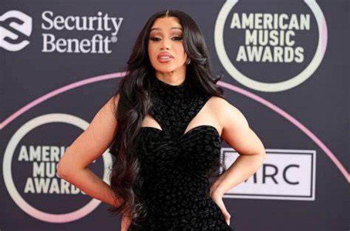 Cardi B height weight Celebfeatures