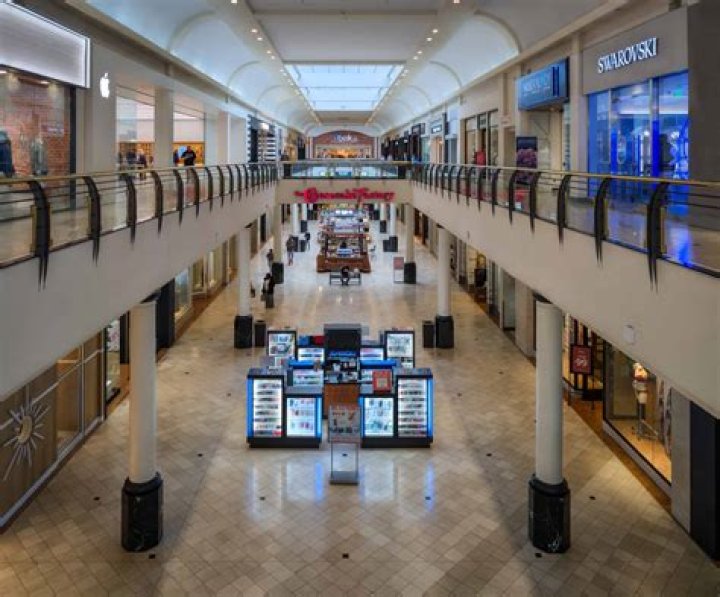 Crabtree Valley Mall under lockdown amid shooting on black Friday