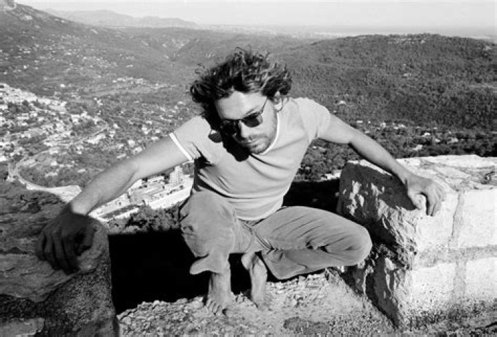 Documentary on INXS' Michael Hutchence Marks 20 Years Since His Death