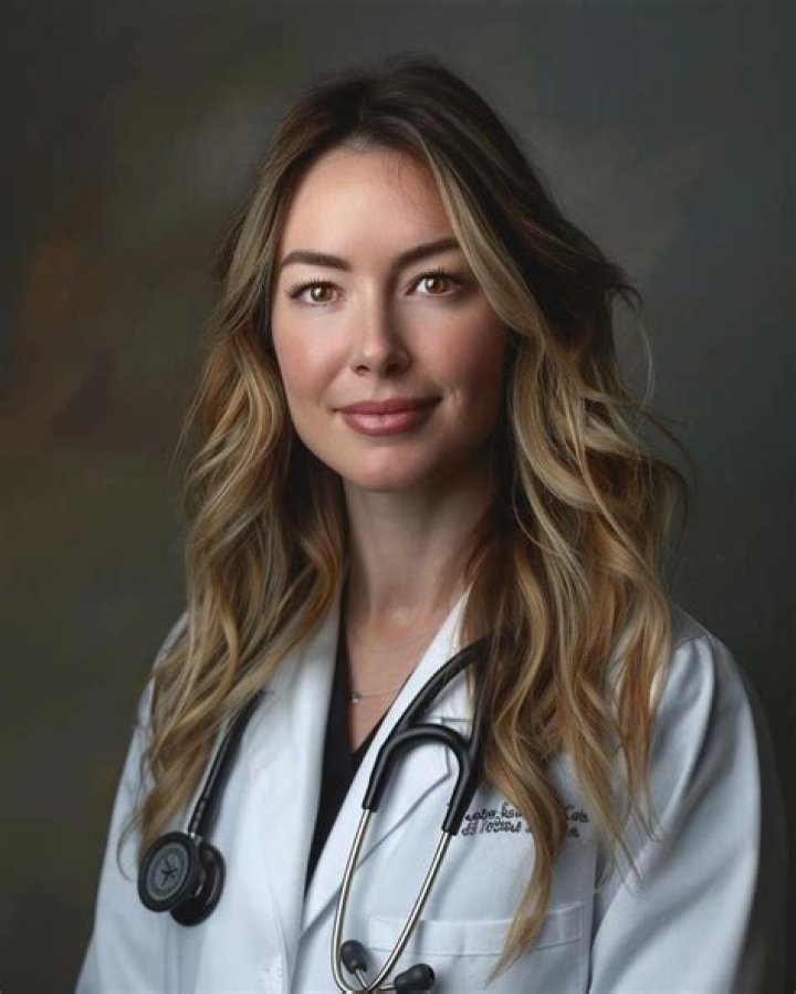 Dr. Rachael Ross Net Worth Famous People Today