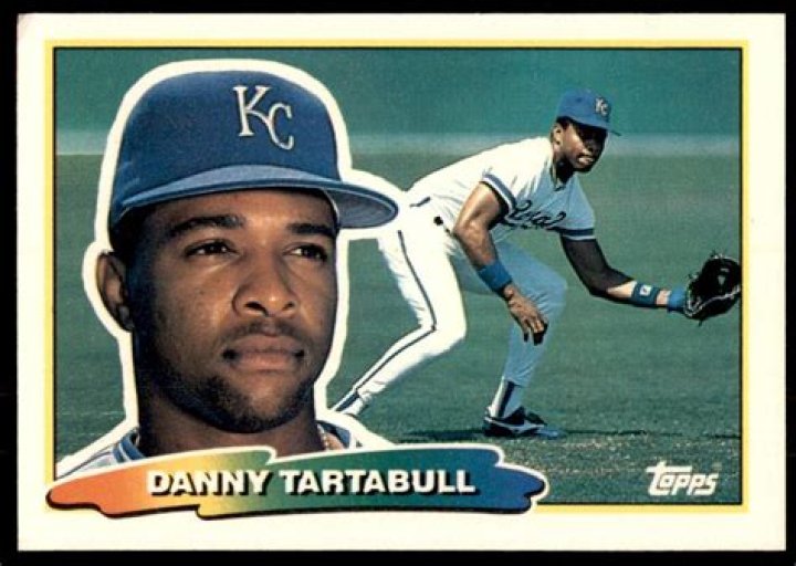 Former MLB outfielder Danny Tartabull arrested after avoiding warrant