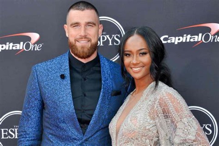 How old is Kayla Nicole, Travis Kelce's exgirlfriend? age, breakup