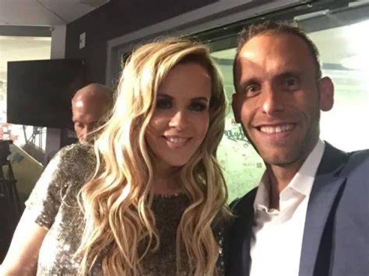 Is Seth Gold Married to a Wife? Is he Dating a Girlfriend?
