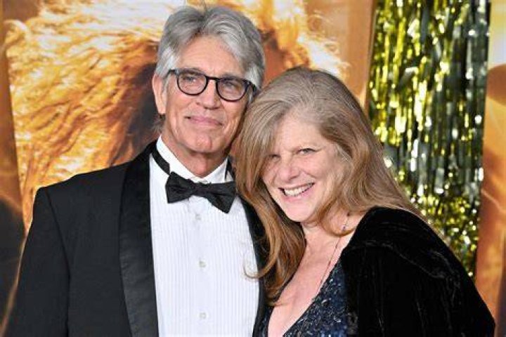 Is Troy Roberts Married? Who is His Wife? Does He Have Kids?