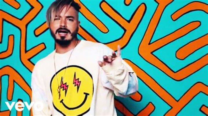 J Balvin, Willy William - Mi Gente ft. Beyonc&eacute; - most hype latin songs