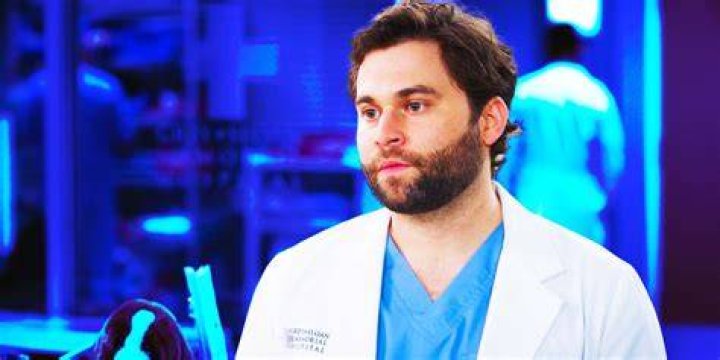 Jake Borelli talks ‘Grey’s Anatomy,’ coming out and role in queer rom