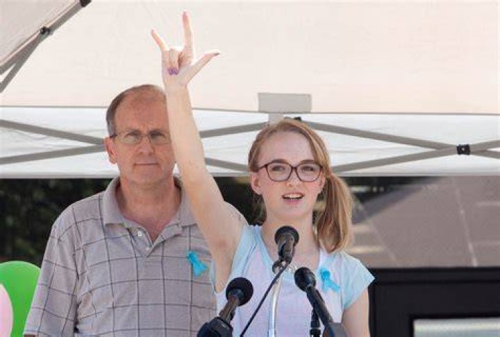 J.K. Rowling sends care package to grieving teen Cassidy Stay