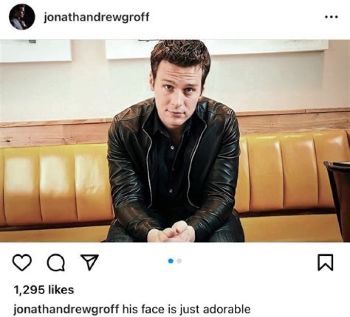 Jonathan Groff opens up about dating Zachary Quinto PinkNews