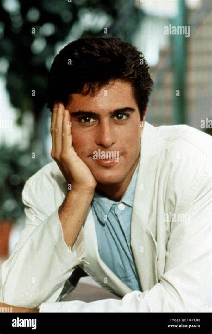 Jonathan Silverman's Biography Wall Of Celebrities