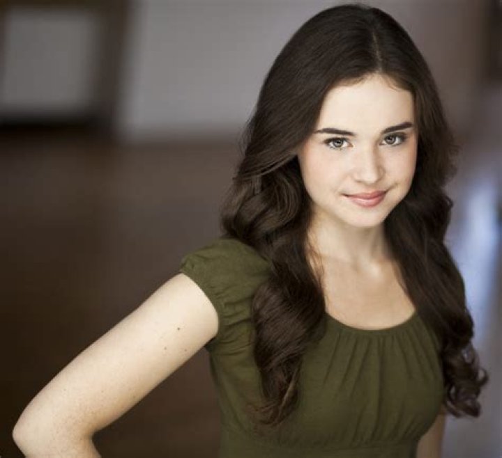Josette Pimenta Bio, Net Worth, Age, Height