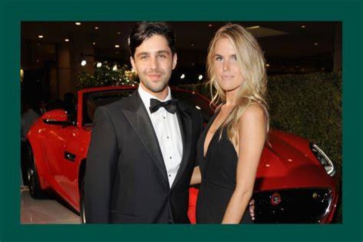 Josh Peck ve eşi Paige, ikinci oğlu Shai Miller Peck'in doğumunu