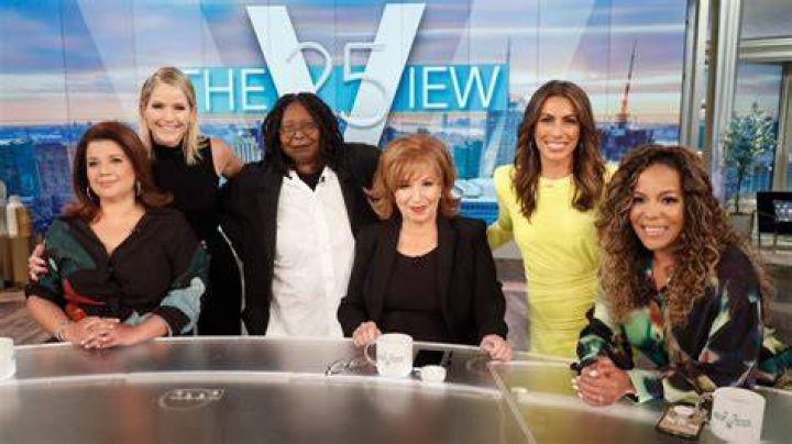 Joy Behar Net Worth 2022, Husband, Daughter, Age, Height, TV shows