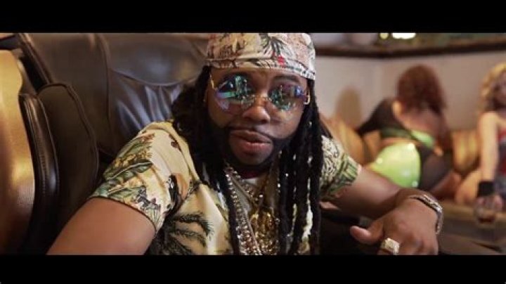 King Fredo Chase The Bag Ft. Rolex Da Donn [Shot By TeeGlazedIt