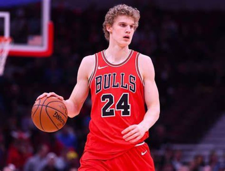 Lauri Markkanen Net Worth 2018 What is this basketball player worth?