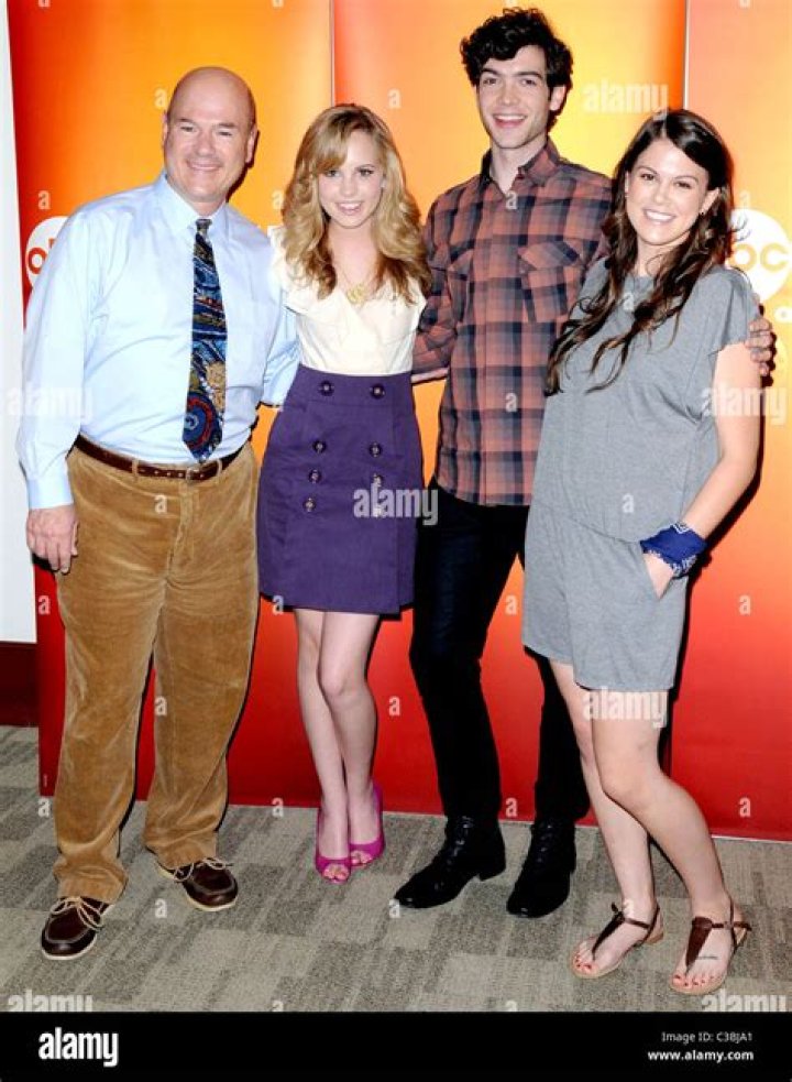 Lindsey Shaw Ethan Peck Kat Patrick Scenes Kisses 1x18 10tihay Part 1