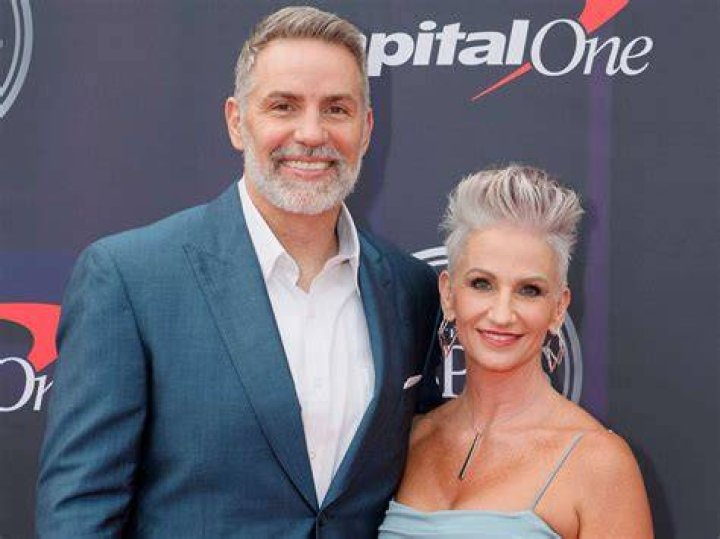 Meet Kurt Warner's children How many kids does he have, and where are