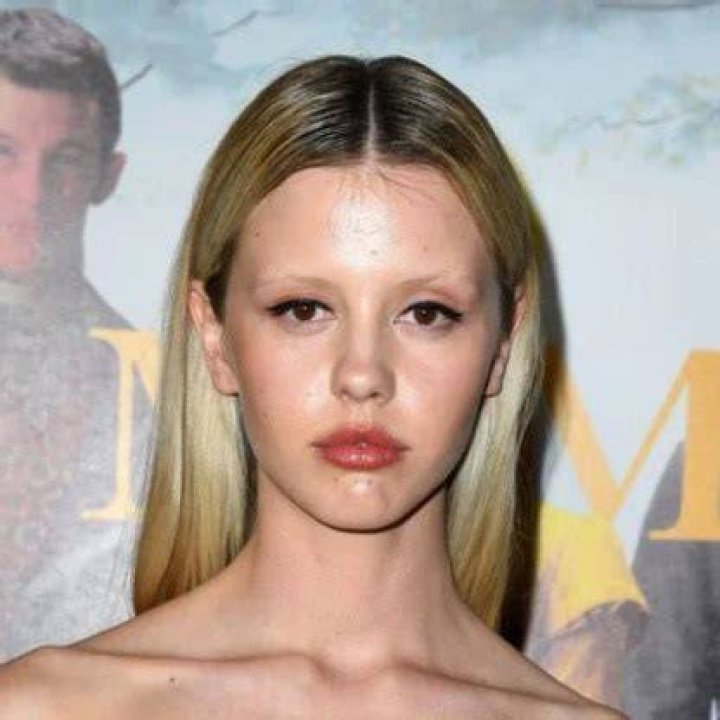 Mia Goth Net Worth, Age, Height, Bio, Wiki, Husband, Family, Dating