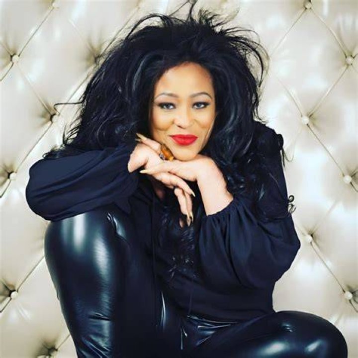 MIKI HOWARD 20211002 Yoshi's Oakland CA