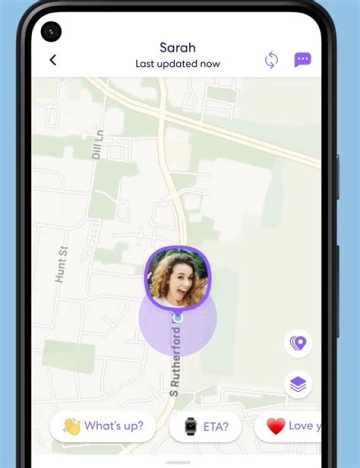 Mom uses tracking app to catch son allegedly having sex with teacher
