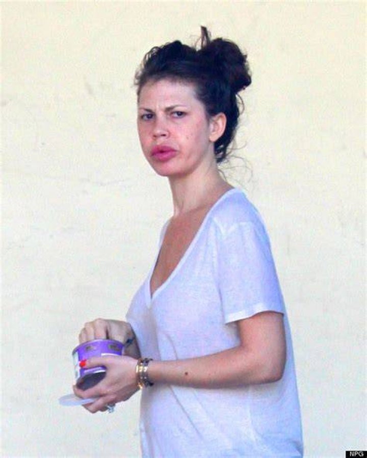 Nikki Cox Without Makeup Actress Steps Out Looking Different (PHOTOS