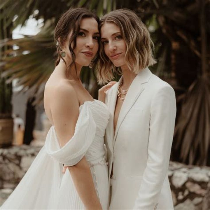 Phil Torres and Silja Danielsen's Sustainable Seattle Wedding
