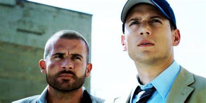 Prison break PB 2 please tell me his character and his name IRL, so I