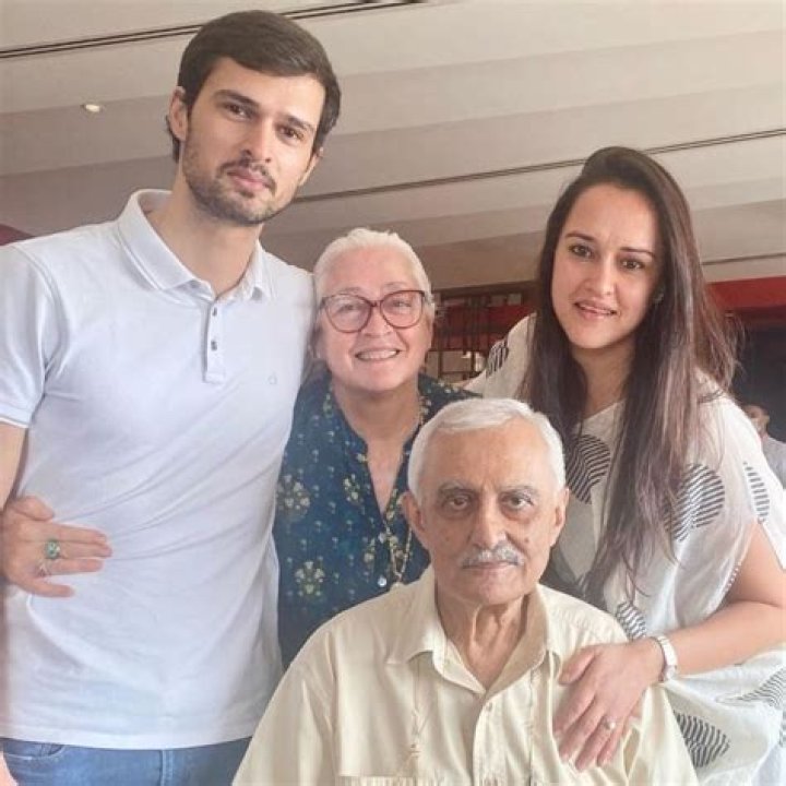 Rasheda Ali with her family