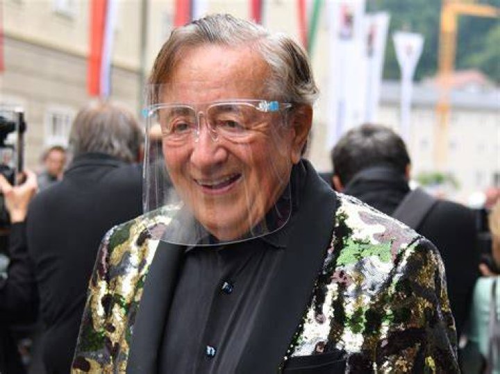 Richard Lugner nach Sturz mit Knochenbruch in Wiener Spital Stars