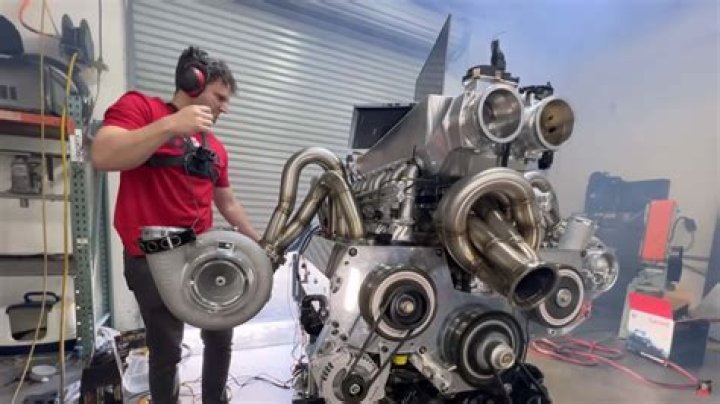 Rob Dahm's Monster RX7 Spits Flames As It Shows 1,000 Horsepower On