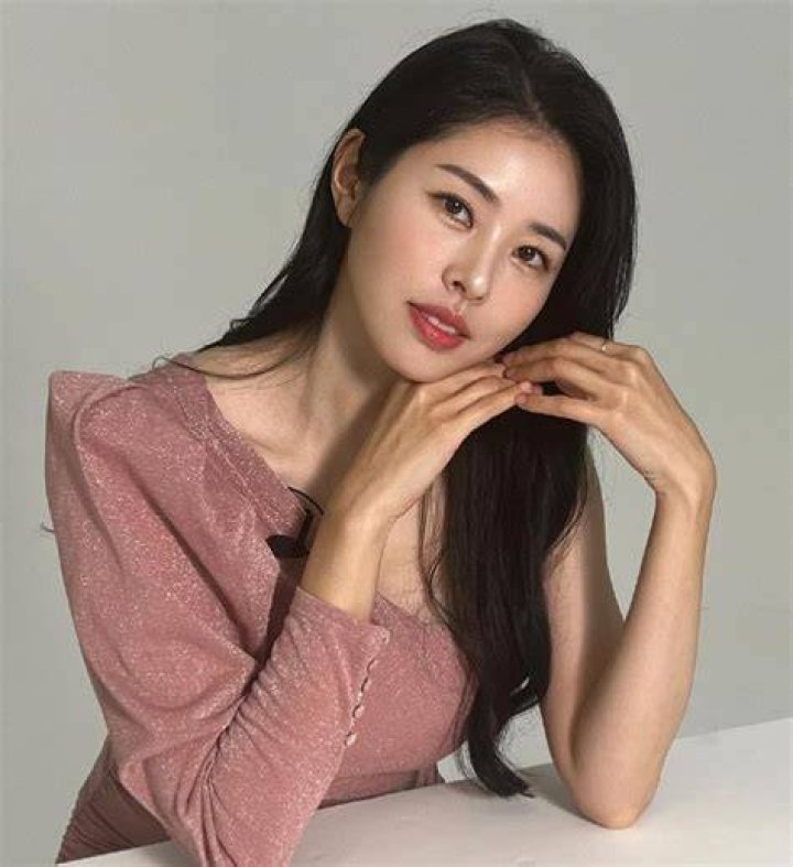 Seo Dong Joo Biography Age, Father, Mother, Boyfriend, Job, Wiki
