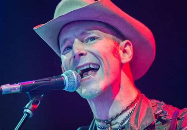 shelton hank williams net worth