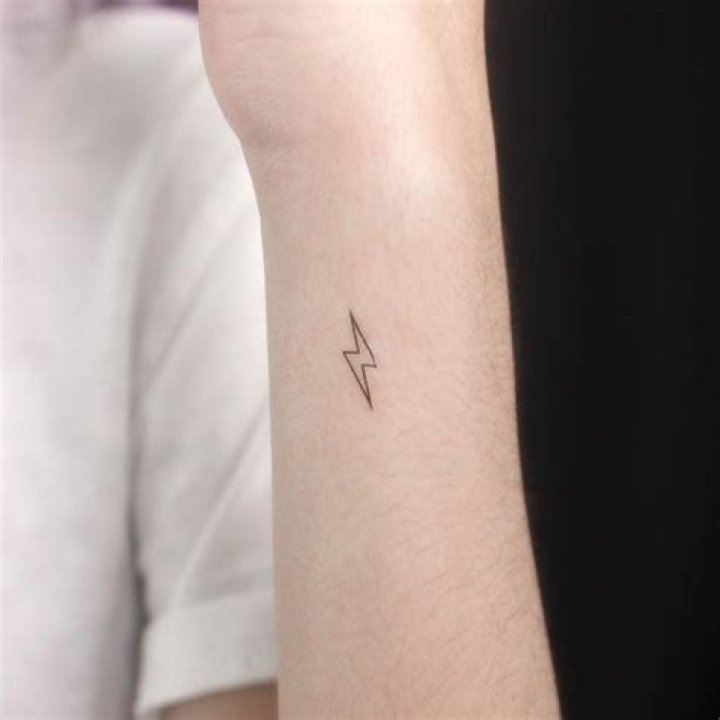 Small Lightning Tattoo Get an InkGet an Ink