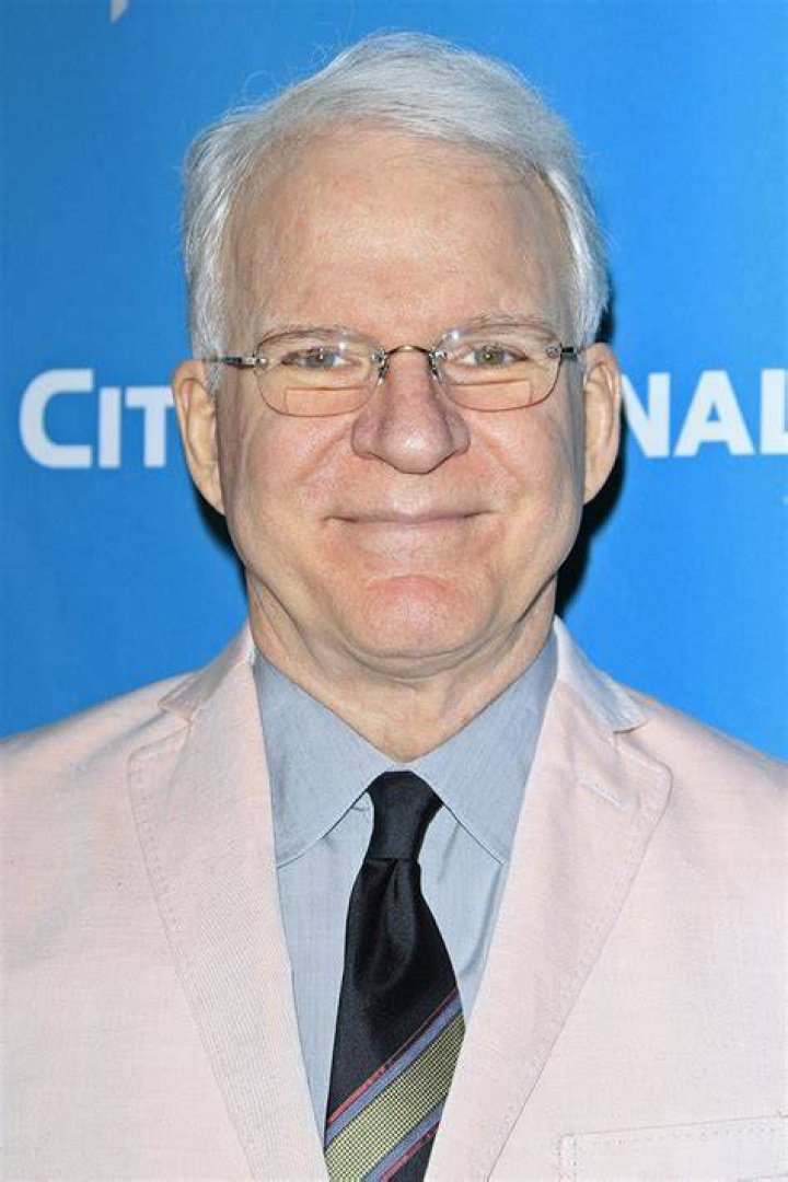 Steve Martin Net Worth, Salary, Age, Height, Weight, Bio, Family, Career