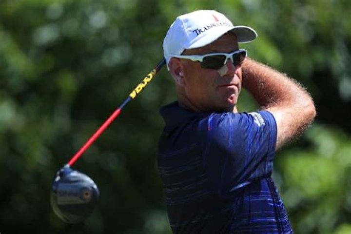 Stewart Cink back after brush with skin cancer in the wake of wife's