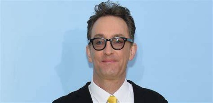Tom Kenny Age, Net worth BioWiki, Wife, Weight, Kids 2022 The Personage