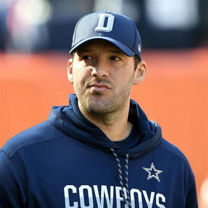 Tony Romo's emotional response to Jerry Jones' Cowboys regret