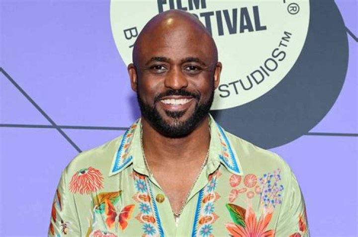 Wayne Brady's Girlfriend & Wife 2023 Is He Married Or Has a Girlfriend